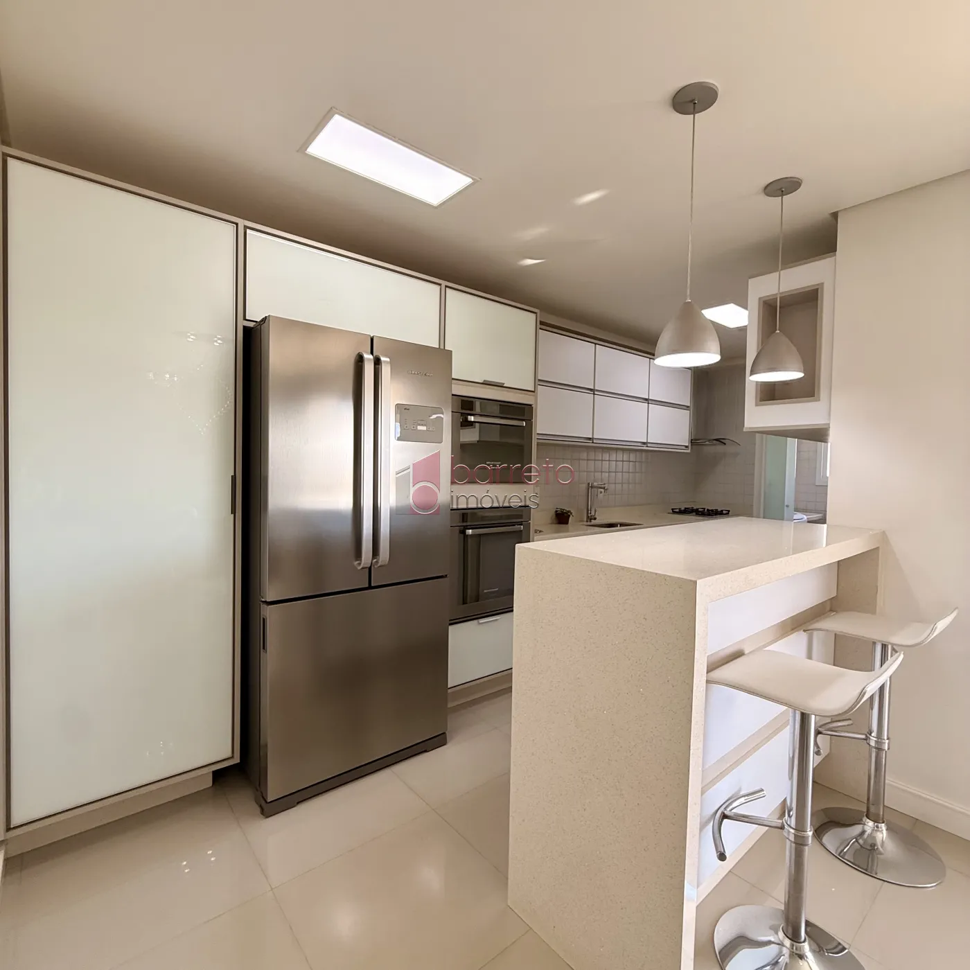 APARTAMENTO MOBILIADO À VENDA NO CONDOMÍNIO RESORT SANTA ÂNGELA EM JUNDIAÍ/SP