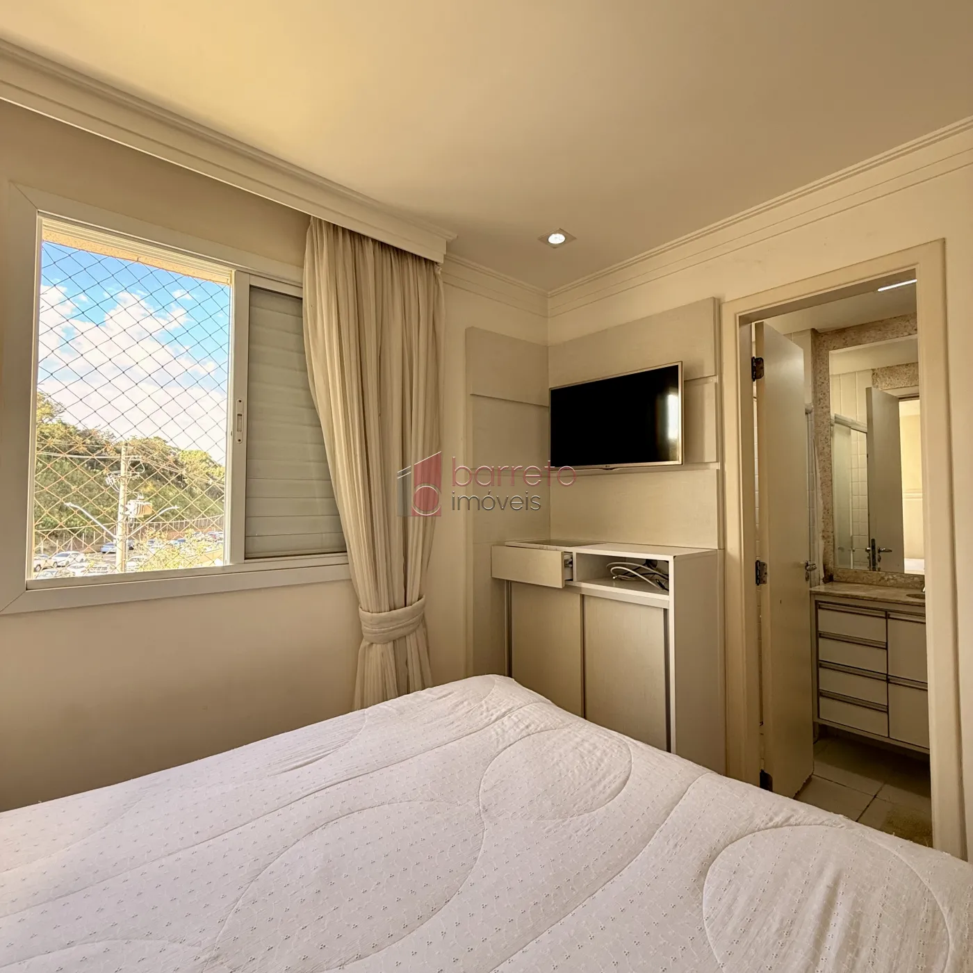 APARTAMENTO MOBILIADO À VENDA NO CONDOMÍNIO RESORT SANTA ÂNGELA EM JUNDIAÍ/SP