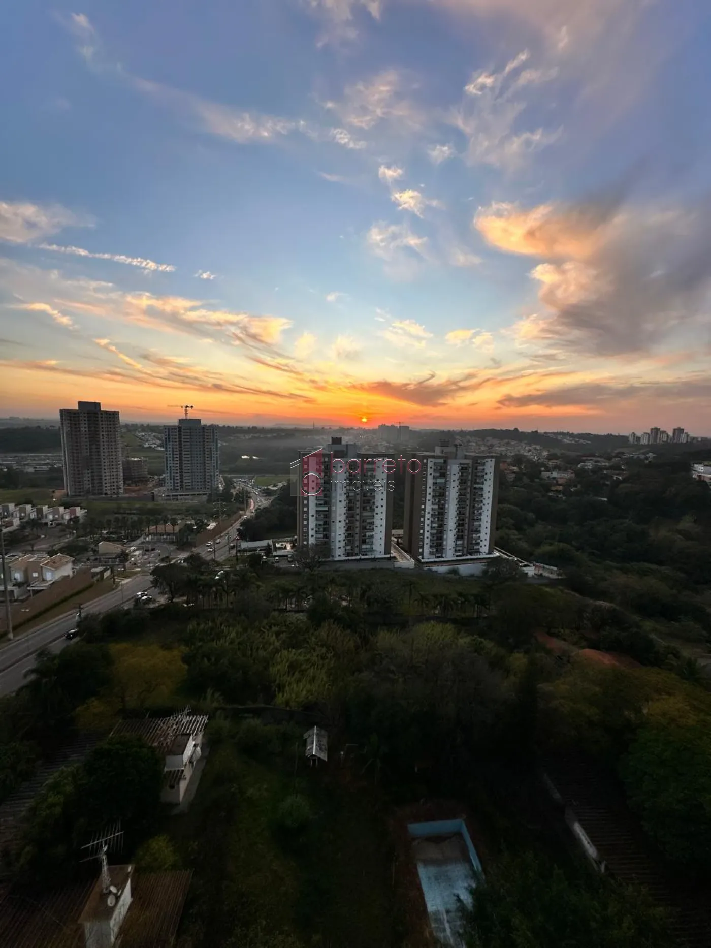 APARTAMENTO À VENDA NO CONDOMÍNIO HANBURY PARK – ENGORDADOURO – JUNDIAÍ/SP