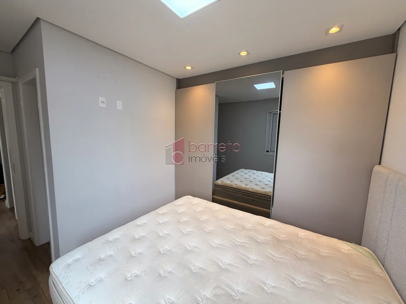 APARTAMENTO MOBILIADO PARA LOCAÇÃO NO CONDOMÍNIO PLENO NO ENGORDADOURO – JUNDIAÍ/SP