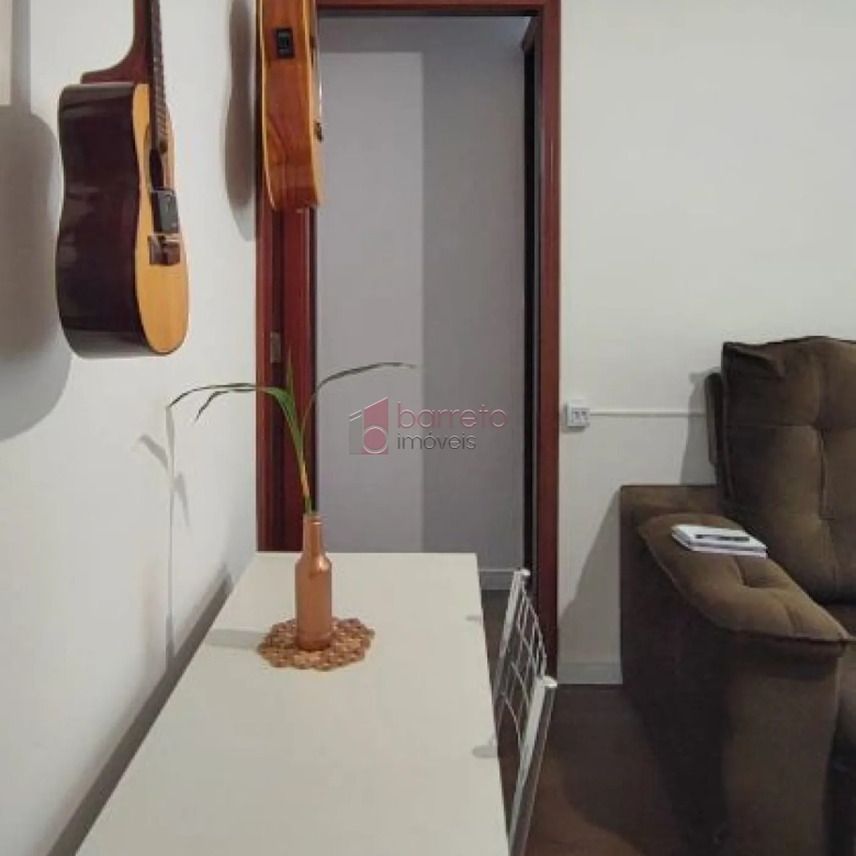 APARTAMENTO TÉRREO À VENDA NO CONDOMÍNIO ANHANGUERA NO JARDIM ANA MARIA EM JUNDIAÍ/SP