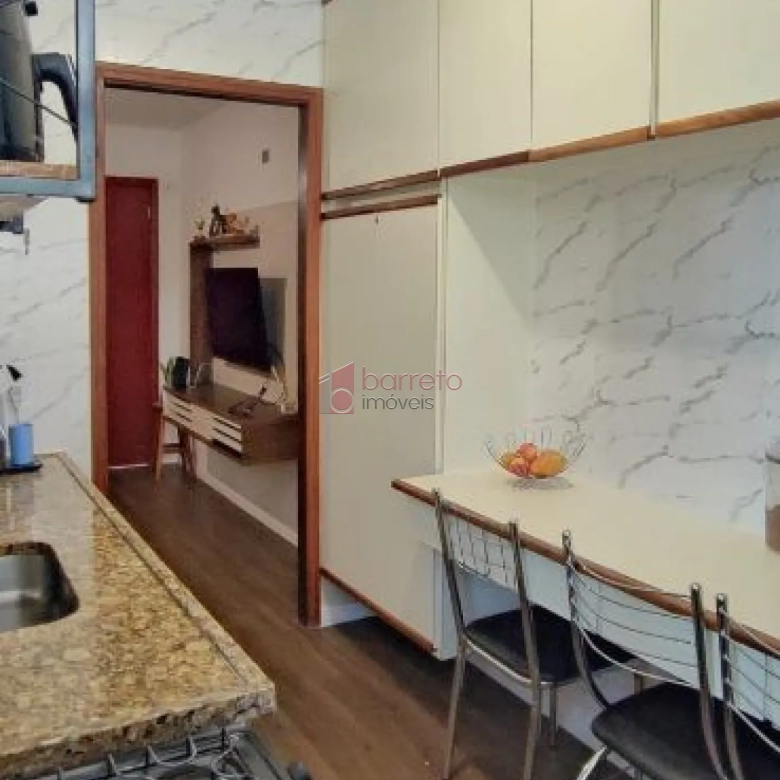 APARTAMENTO TÉRREO À VENDA NO CONDOMÍNIO ANHANGUERA NO JARDIM ANA MARIA EM JUNDIAÍ/SP