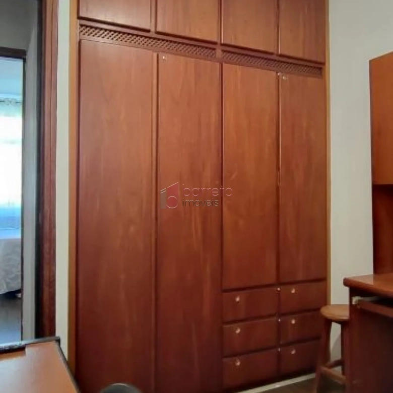 APARTAMENTO TÉRREO À VENDA NO CONDOMÍNIO ANHANGUERA NO JARDIM ANA MARIA EM JUNDIAÍ/SP