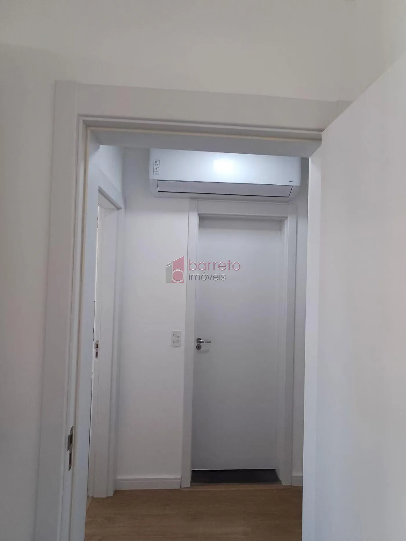 APARTAMENTO À VENDA NO CONDOMÍNIO DIFFERENZIATO EM JUNDIAÍ/SP