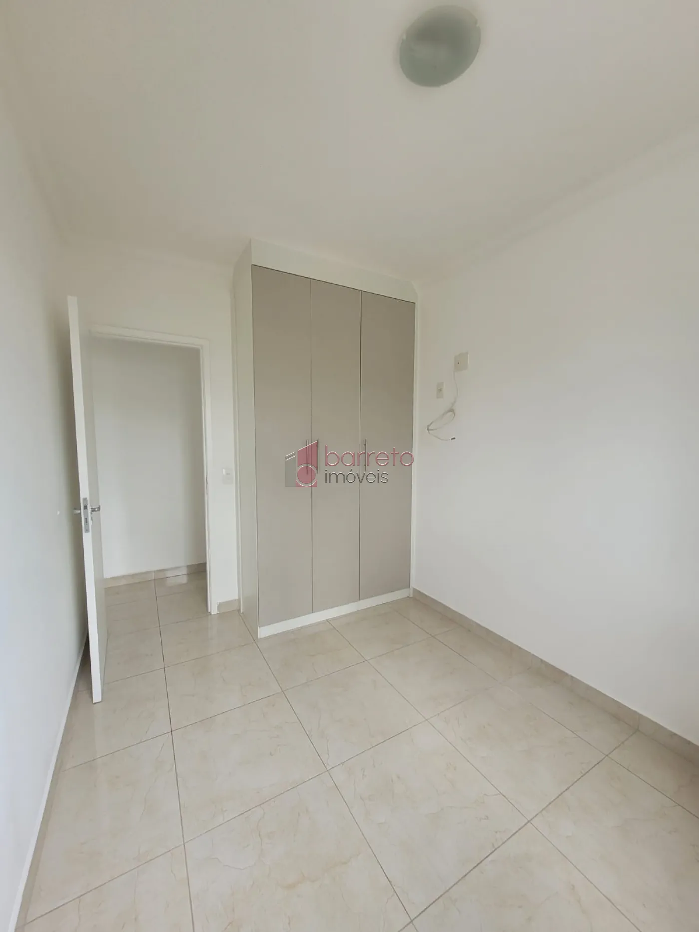 APARTAMENTO À VENDA NO CONDOMÍNIO VISTA CENTRALE EM JUNDIAÍ/SP