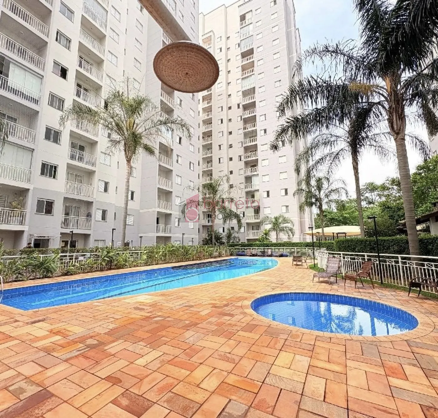 APARTAMENTO À VENDA NO CONDOMÍNIO VISTA CENTRALE – JARDIM DAS SAMAMBAIAS – JUNDIAÍ/SP