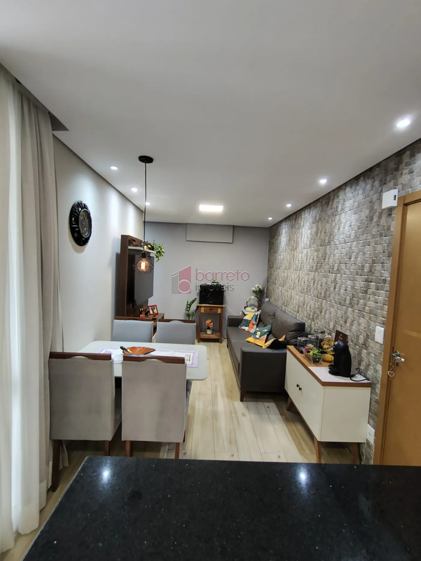 APARTAMENTO COM 02 QUARTOS À VENDA NO CONDOMÍNIO ALTOS DA SAMUEL MARTINS – JARDIM DO LAGO – JUNDIAÍ/SP