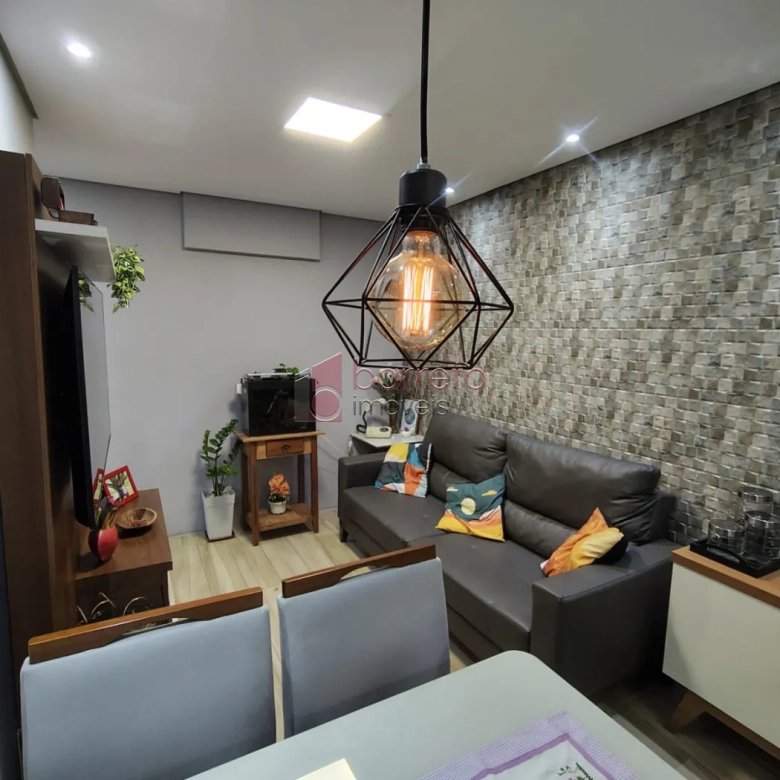 APARTAMENTO COM 02 QUARTOS À VENDA NO CONDOMÍNIO ALTOS DA SAMUEL MARTINS – JARDIM DO LAGO – JUNDIAÍ/SP