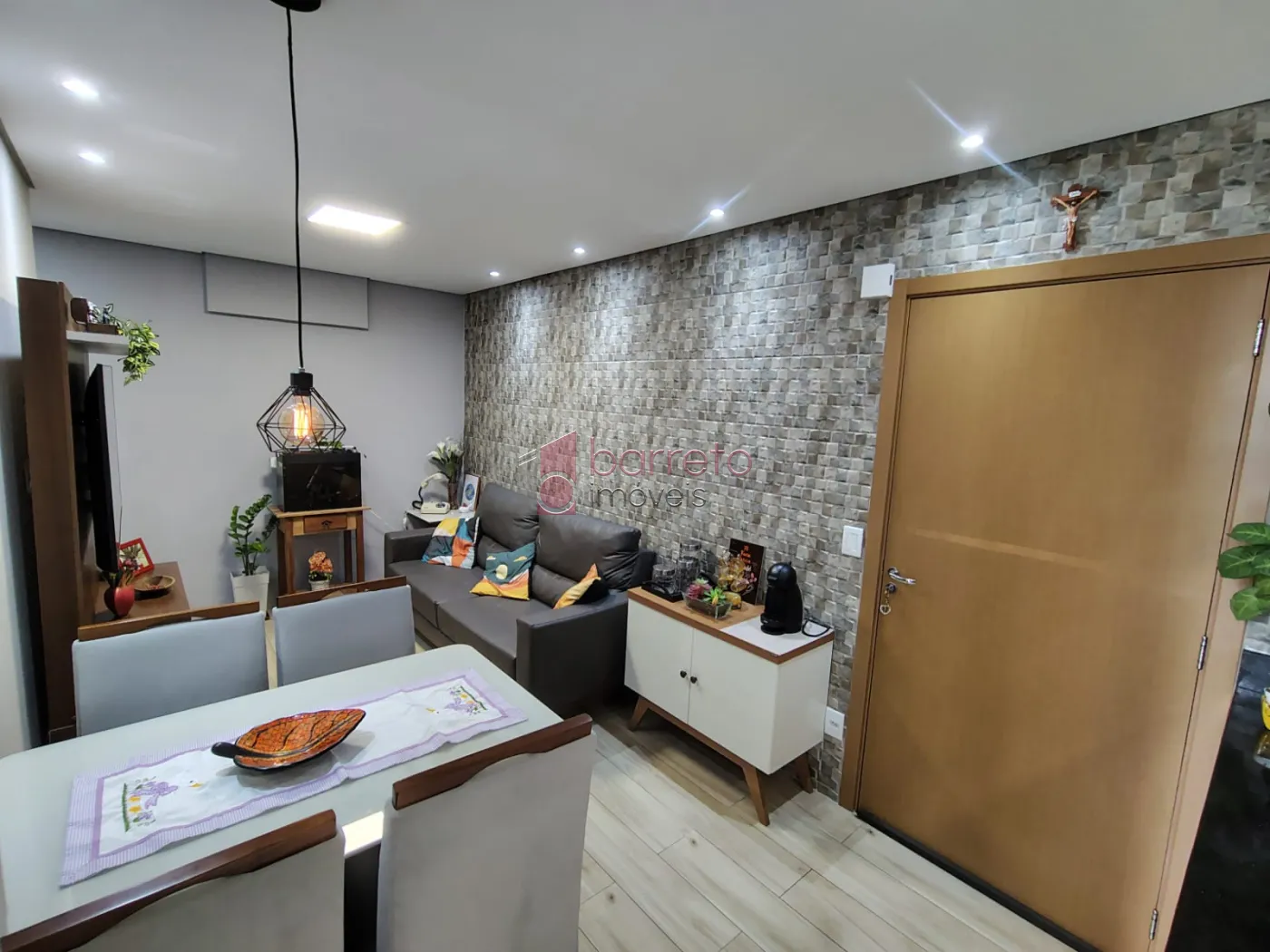 APARTAMENTO COM 02 QUARTOS À VENDA NO CONDOMÍNIO ALTOS DA SAMUEL MARTINS – JARDIM DO LAGO – JUNDIAÍ/SP