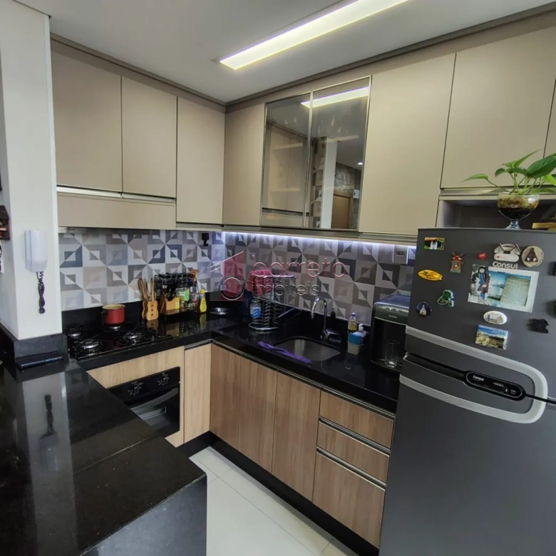 APARTAMENTO COM 02 QUARTOS À VENDA NO CONDOMÍNIO ALTOS DA SAMUEL MARTINS – JARDIM DO LAGO – JUNDIAÍ/SP