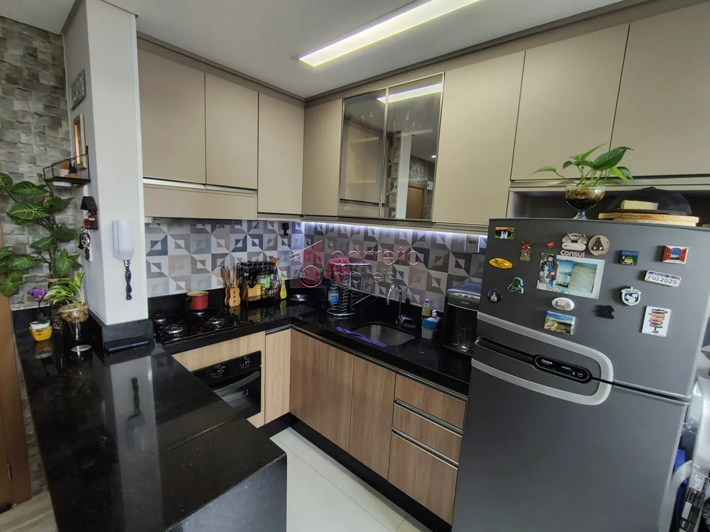 APARTAMENTO COM 02 QUARTOS À VENDA NO CONDOMÍNIO ALTOS DA SAMUEL MARTINS – JARDIM DO LAGO – JUNDIAÍ/SP
