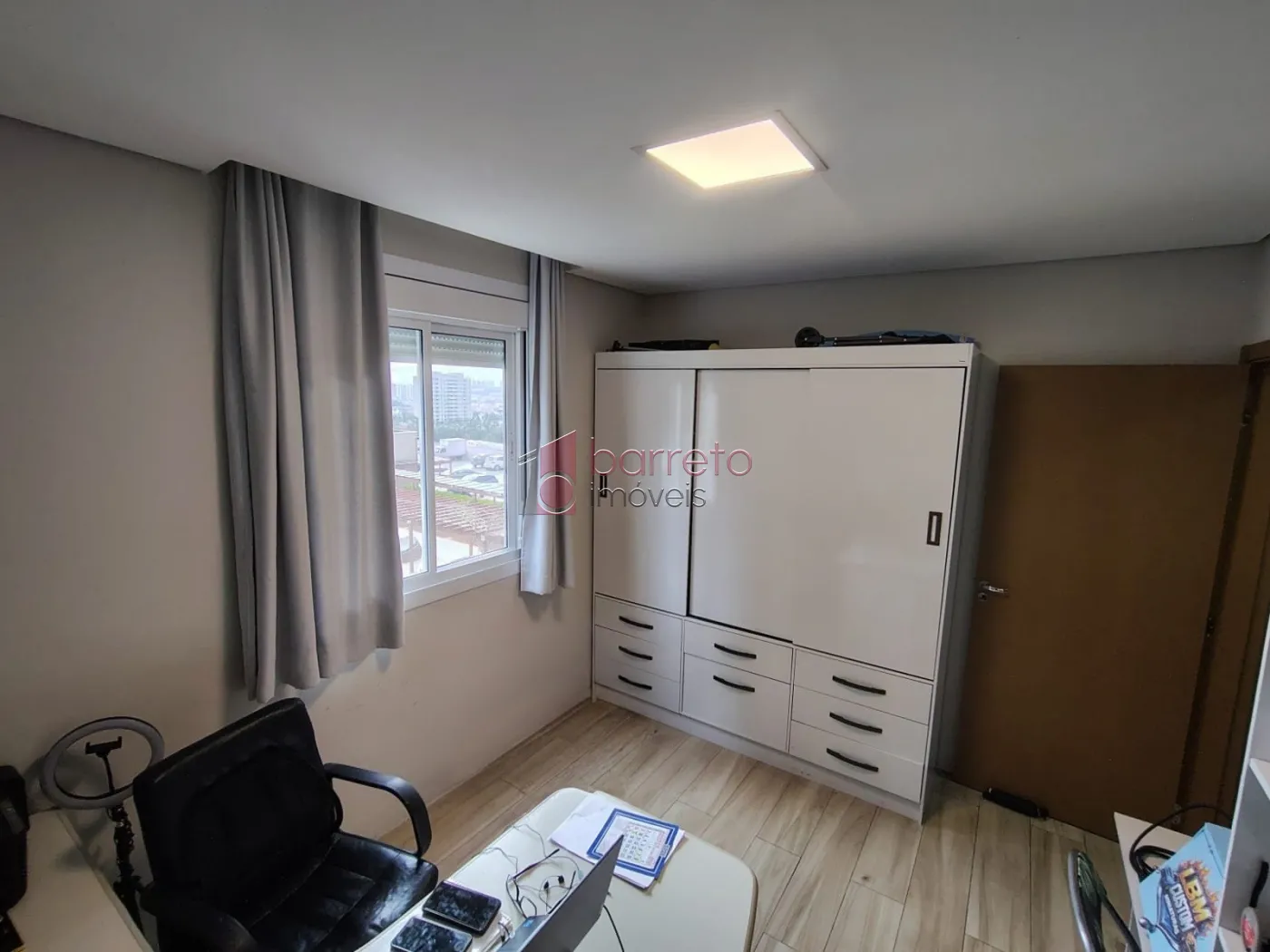 APARTAMENTO COM 02 QUARTOS À VENDA NO CONDOMÍNIO ALTOS DA SAMUEL MARTINS – JARDIM DO LAGO – JUNDIAÍ/SP