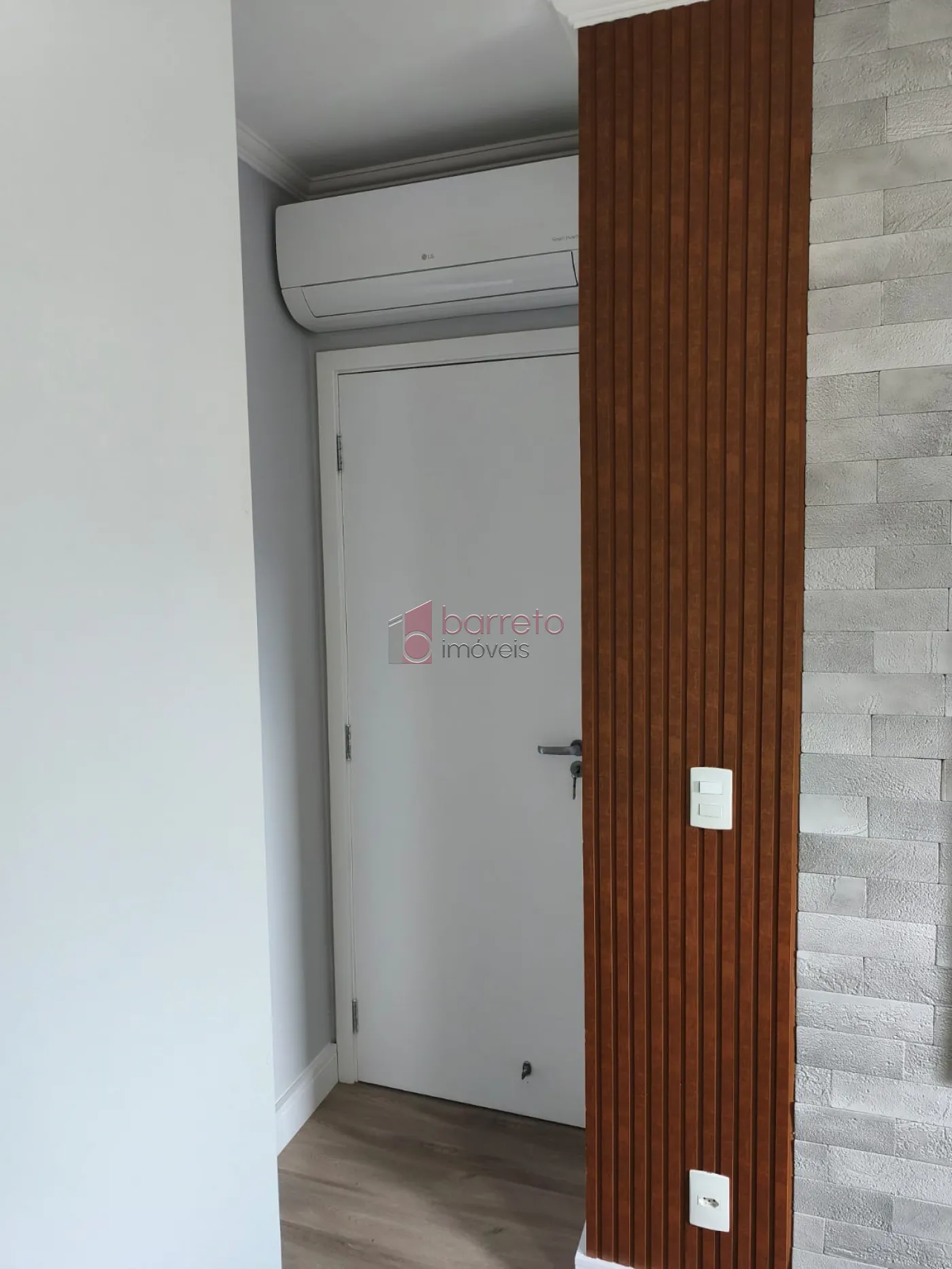 APARTAMENTO À VENDA NO CONDOMÍNIO VILA SERENO EM JUNDIAÍ/SP
