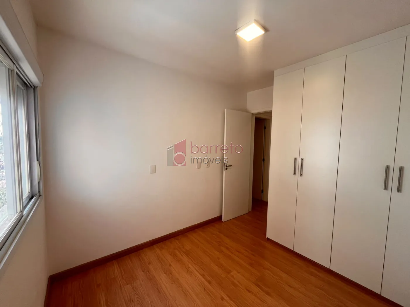 APARTAMENTO PARA LOCAÇÃO  E VENDA NO CONDOMÍNIO CONTEMPORÂNEO NO JARDIM GUANABARA – JUNDIAÍ/SP