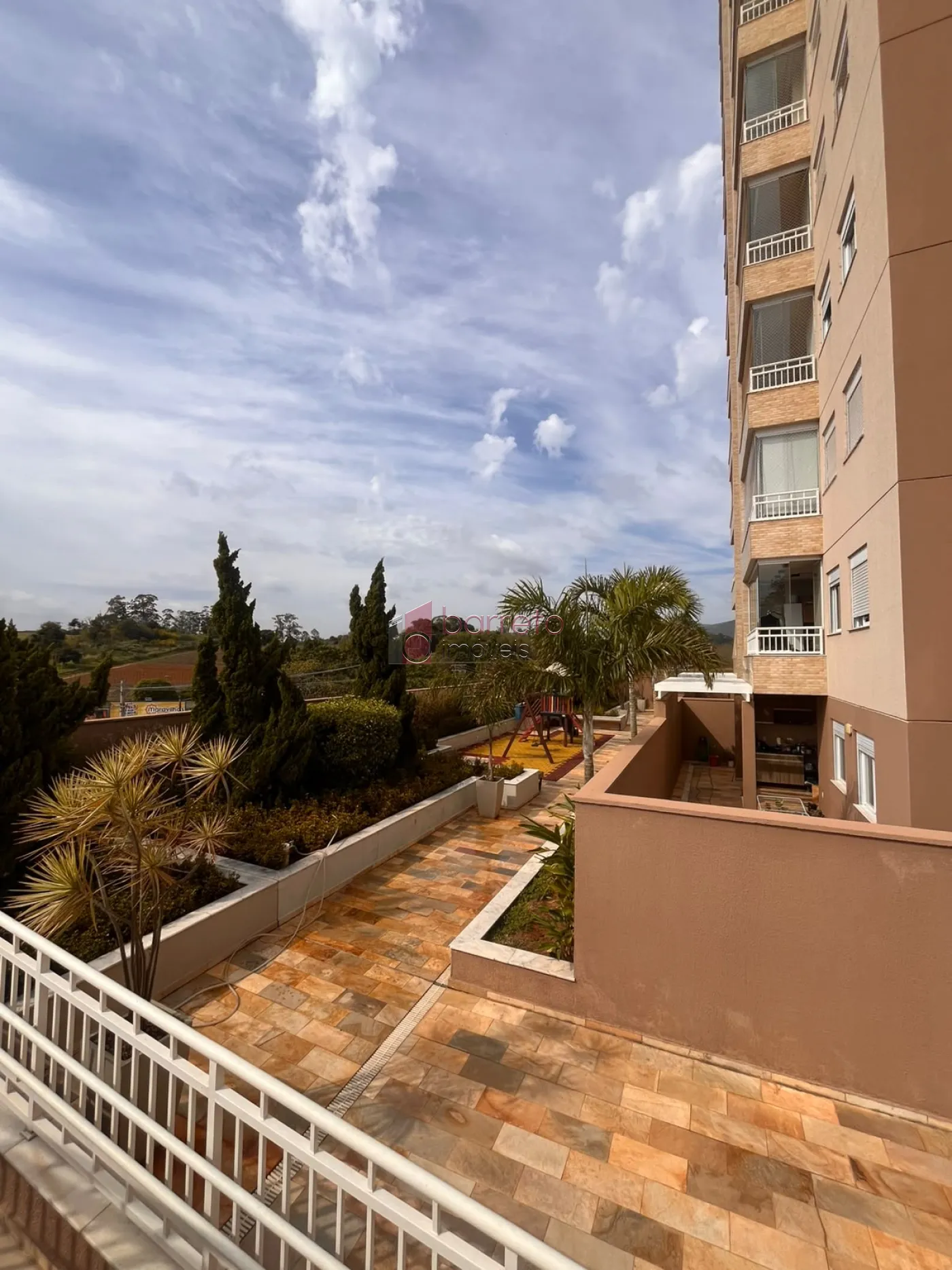 APARTAMENTO PARA LOCAÇÃO  E VENDA NO CONDOMÍNIO CONTEMPORÂNEO NO JARDIM GUANABARA – JUNDIAÍ/SP