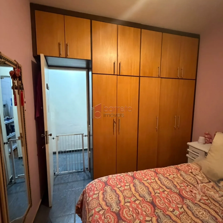 APARTAMENTO À VENDA NO CONDOMÍNIO CHÁCARA DAS FLORES I – JUNDIAÍ/SP