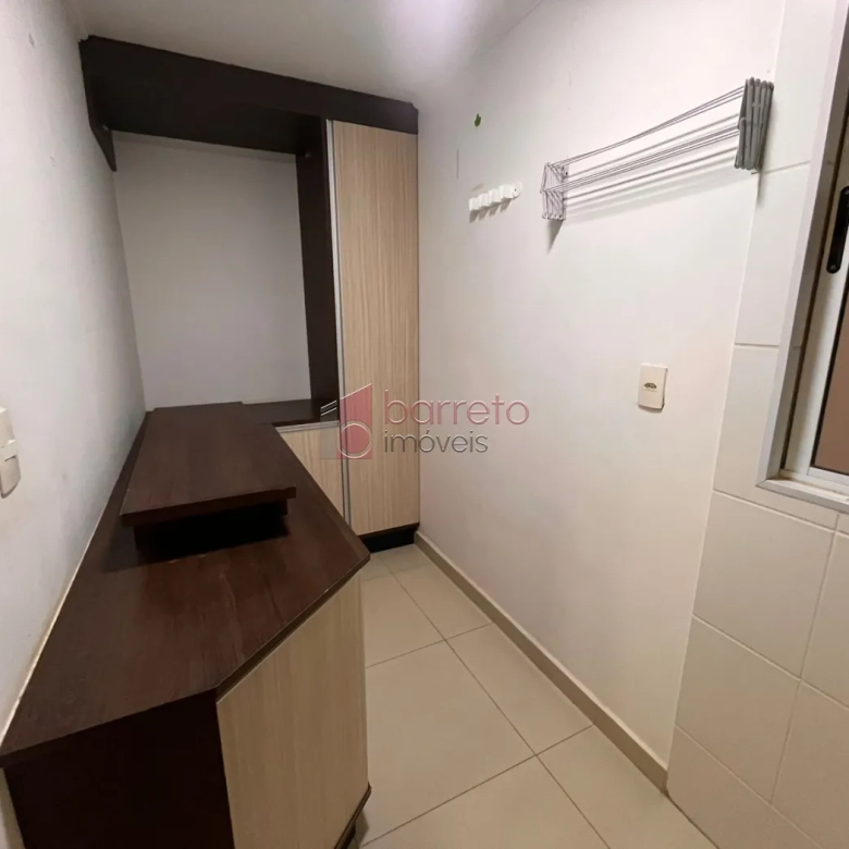 APARTAMENTO SEMI MOBILIADO PARA LOCAÇÃO NO CONDOMÍNIO JARDIM CONQUISTA – JUNDIAÍ/SP
