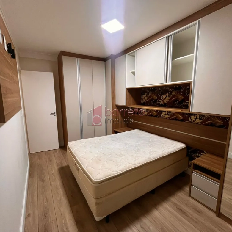 APARTAMENTO SEMI MOBILIADO PARA LOCAÇÃO NO CONDOMÍNIO JARDIM CONQUISTA – JUNDIAÍ/SP