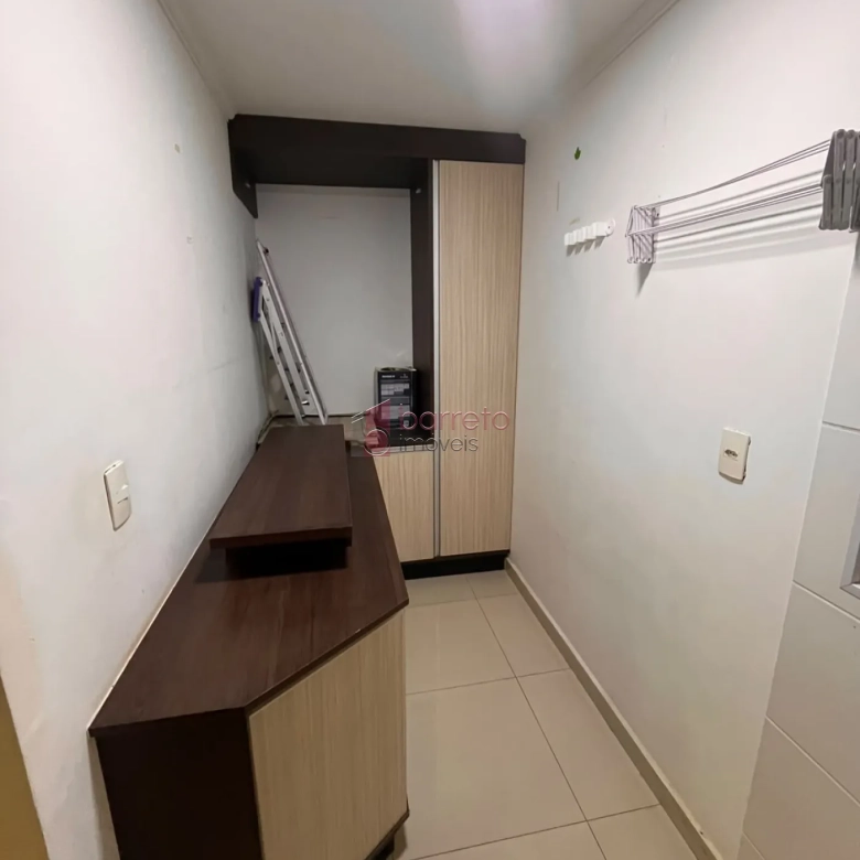 APARTAMENTO SEMI MOBILIADO PARA LOCAÇÃO NO CONDOMÍNIO JARDIM CONQUISTA – JUNDIAÍ/SP