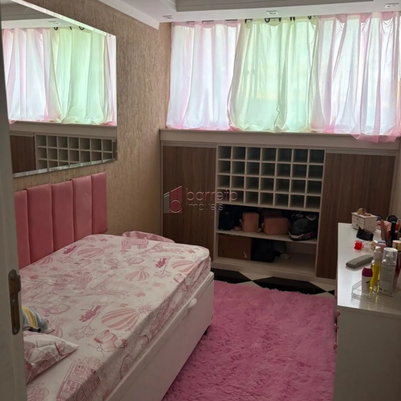 APARTAMENTO À VENDA NO CONDOMÍNIO QUARESMEIRA CECAP I EM JUNDIAÍ/SP