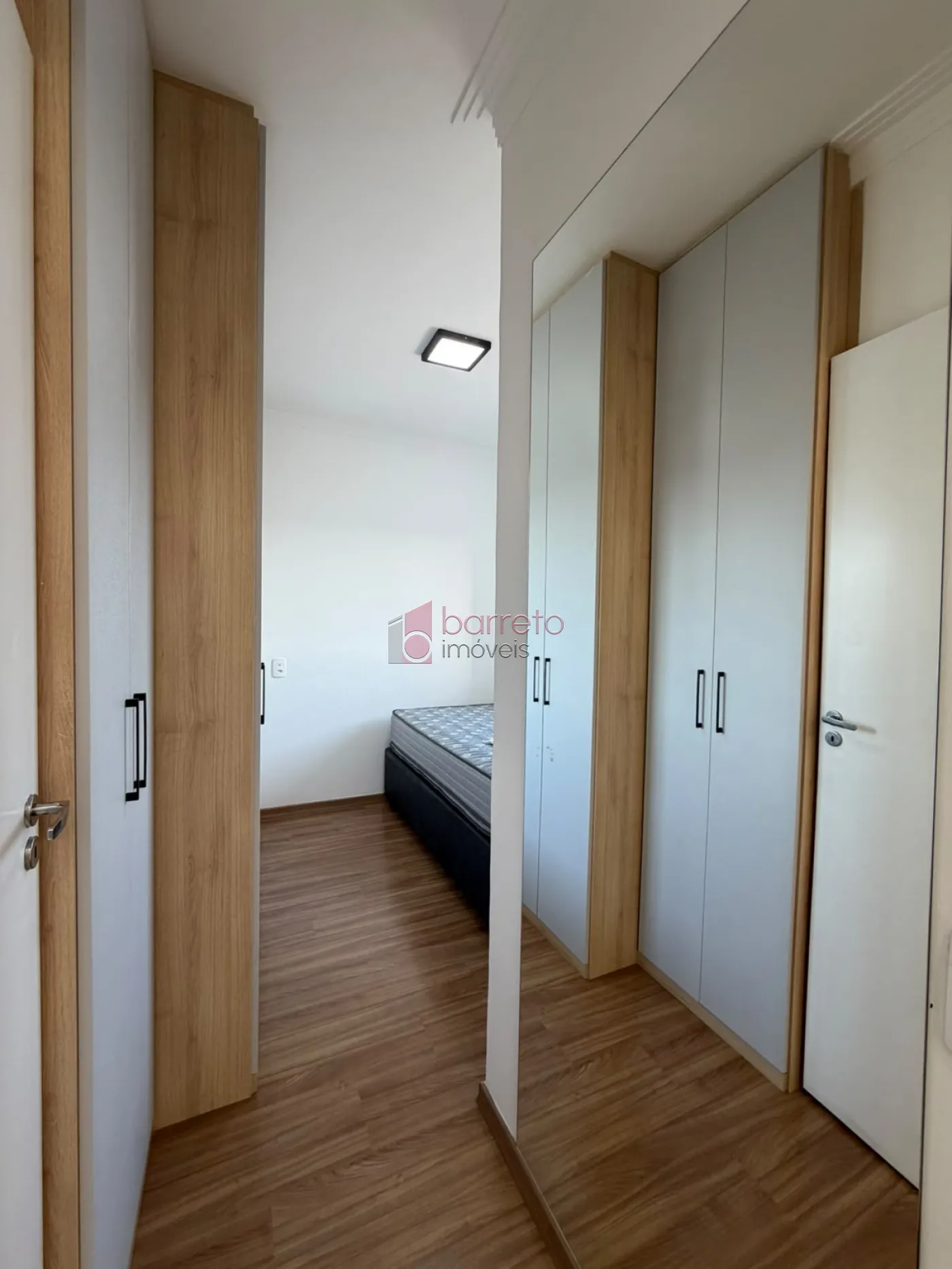 APARTAMENTO COM 02 QUARTOS À VENDA NO CONDOMÍNIO LA VITE VENETO – JUNDIAÍ/SP