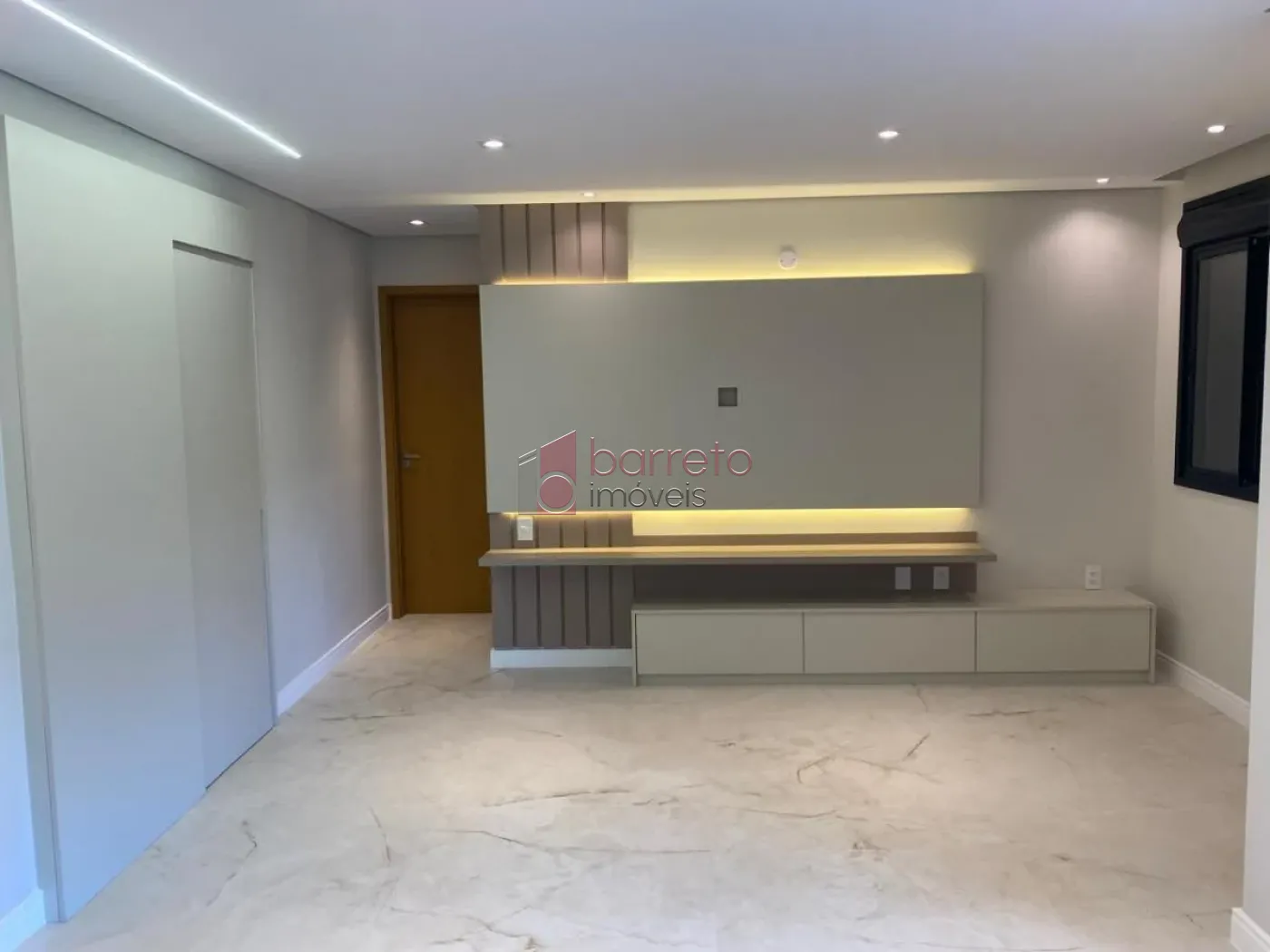 APARTAMENTO À VENDA NO CONDOMÍNIO ODEON EM JUNDIAÍ/SP