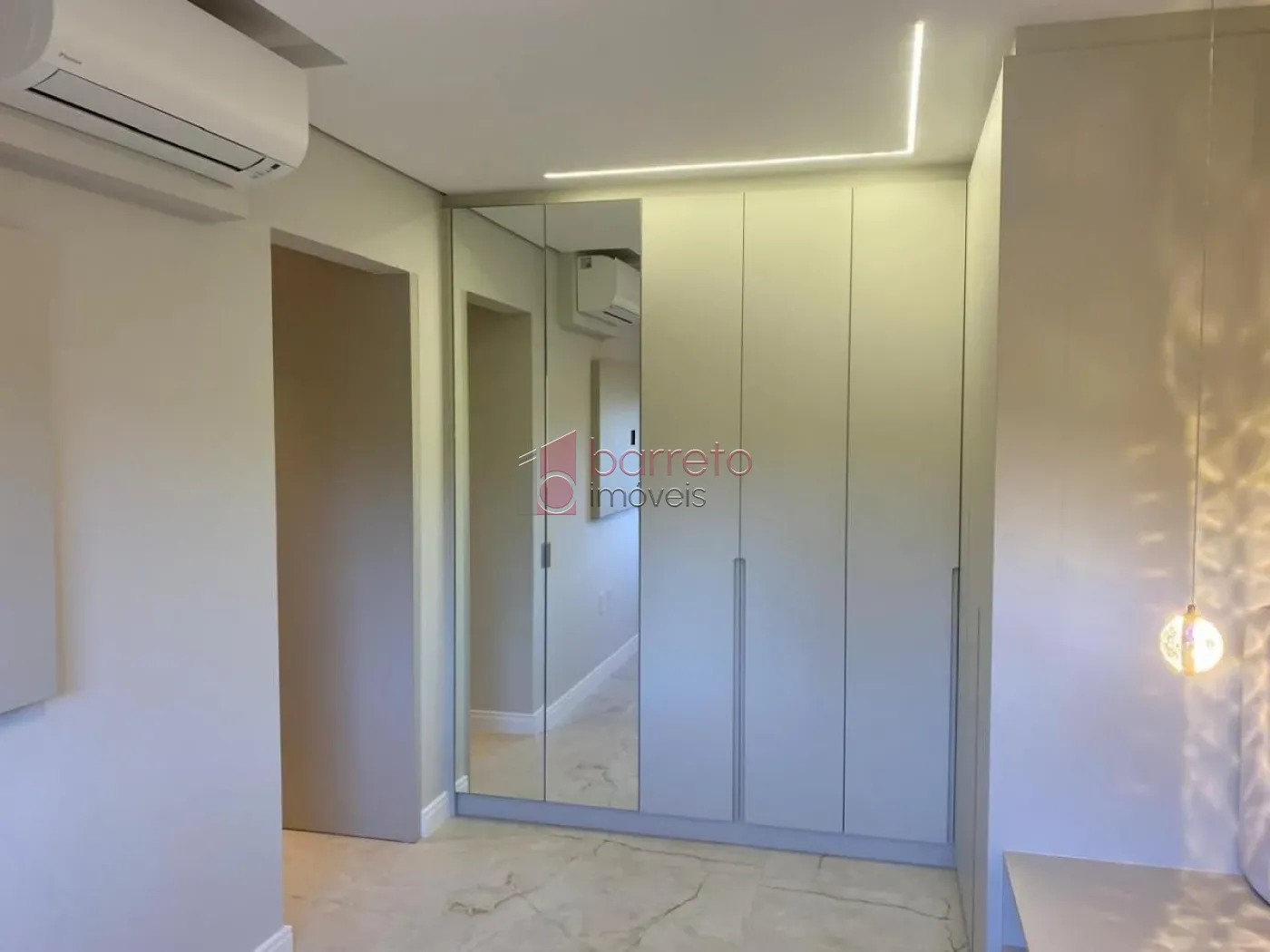 APARTAMENTO À VENDA NO CONDOMÍNIO ODEON EM JUNDIAÍ/SP
