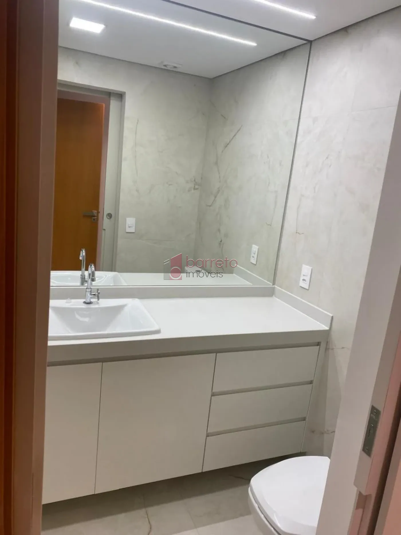 APARTAMENTO À VENDA NO CONDOMÍNIO ODEON EM JUNDIAÍ/SP