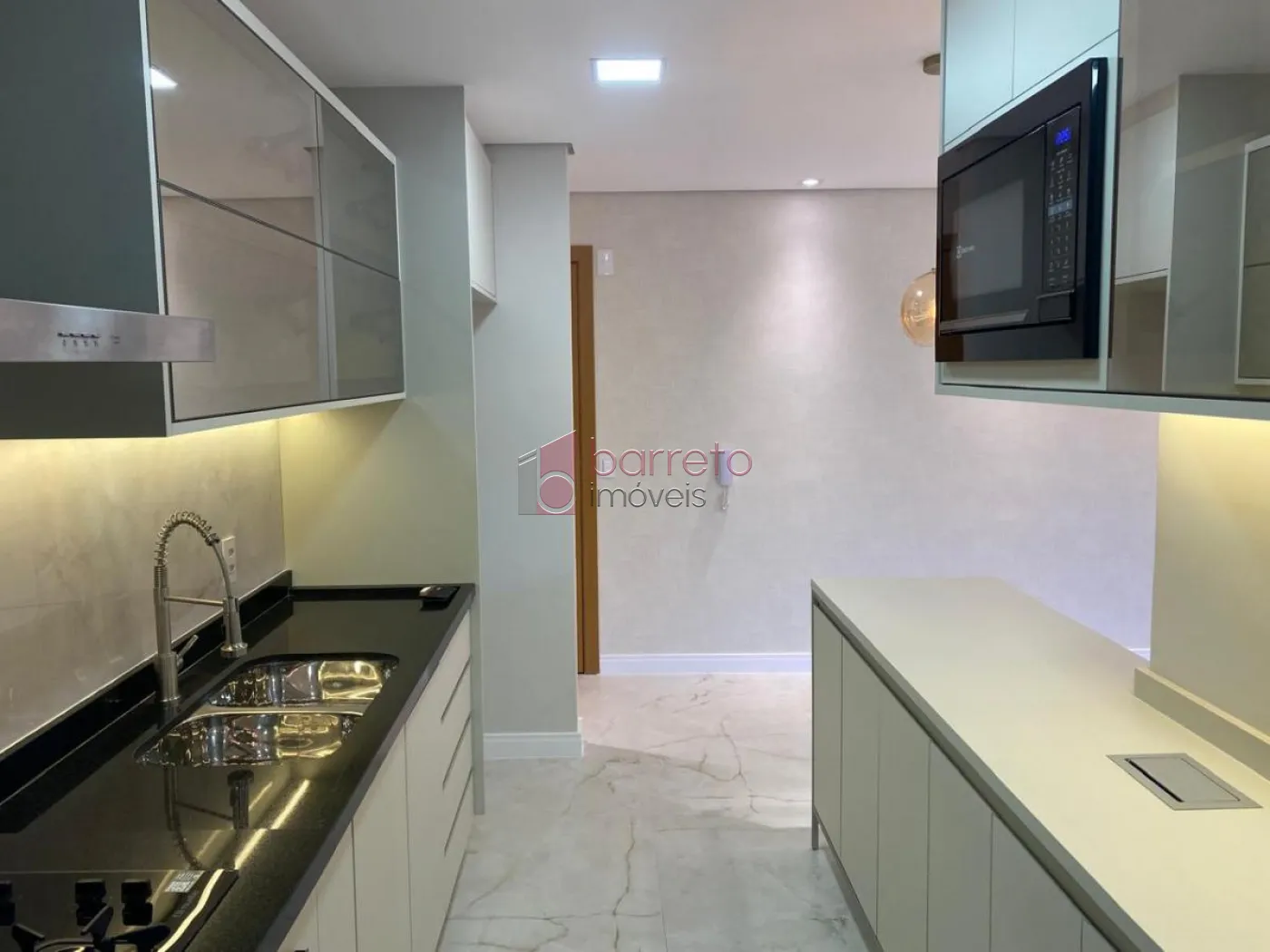 APARTAMENTO À VENDA NO CONDOMÍNIO ODEON EM JUNDIAÍ/SP