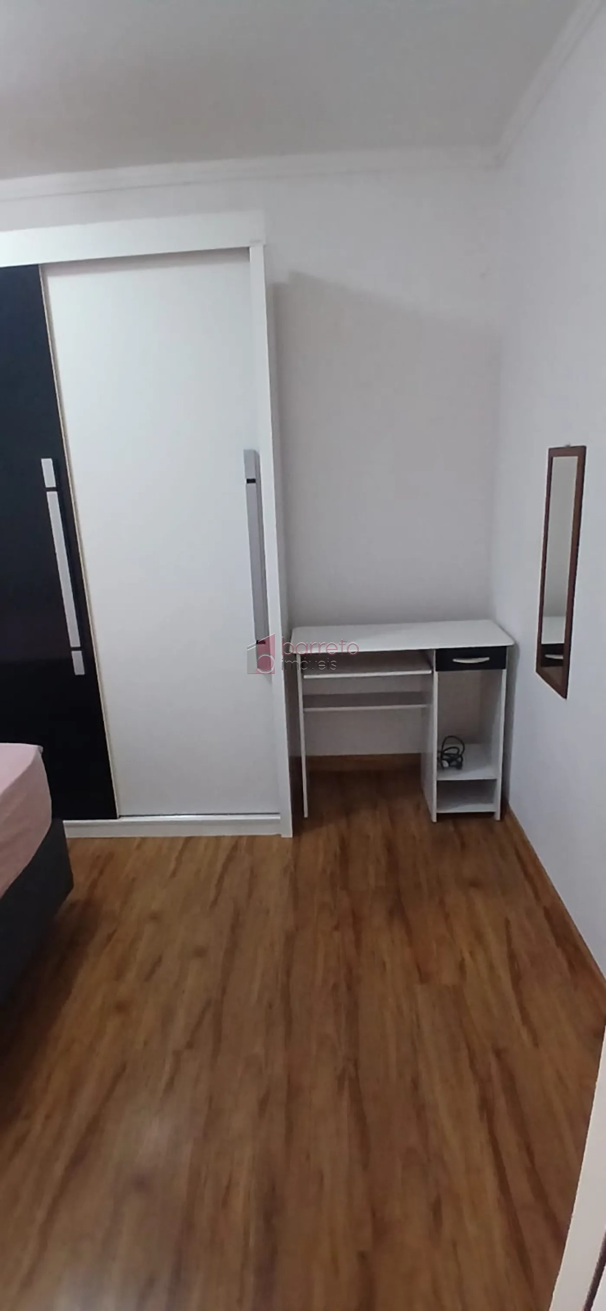 APARTAMENTO MOBILIADO PARA LOCAÇÃO NO CONDOMÍNIO RESERVA DO JAPI – FICUS – JUNDIAÍ/SP