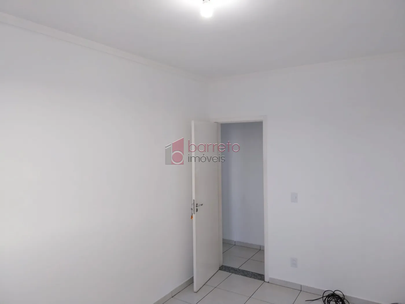 APARTAMENTO À VENDA NO CONDOMÍNIO RESERVA DO JAPI SALGUEIRO EM JUNDIAÍ/SP