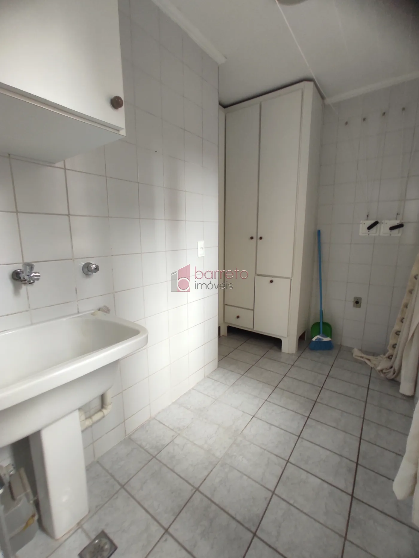 APARTAMENTO PARA LOCAÇÃO NO CONDOMÍNIO PASÁRGADA NA VILA DAS HORTÊNCIAS – JUNDIAÍ/SP