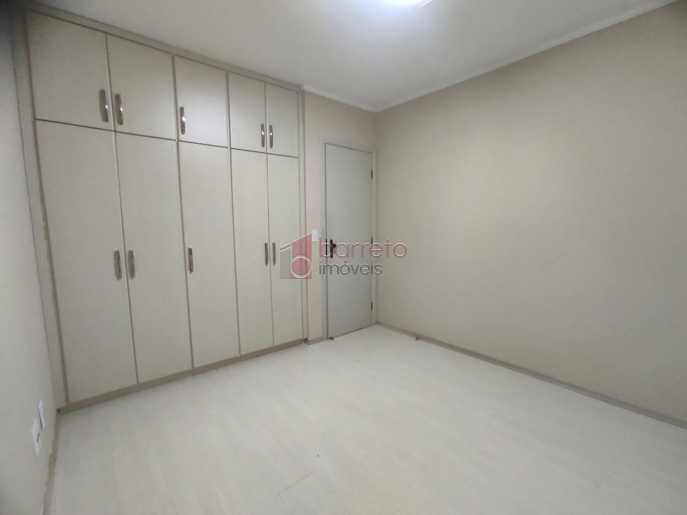 APARTAMENTO PARA LOCAÇÃO NO CONDOMÍNIO PASÁRGADA NA VILA DAS HORTÊNCIAS – JUNDIAÍ/SP