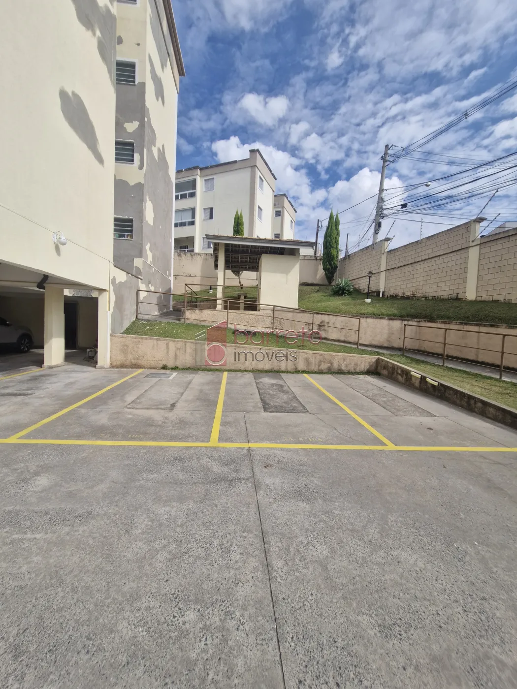 APARTAMENTO MOBILIADO PARA LOCAÇÃO NO CONDOMÍNIO JARDIM IMPERIAL – JUNDIAÍ/SP