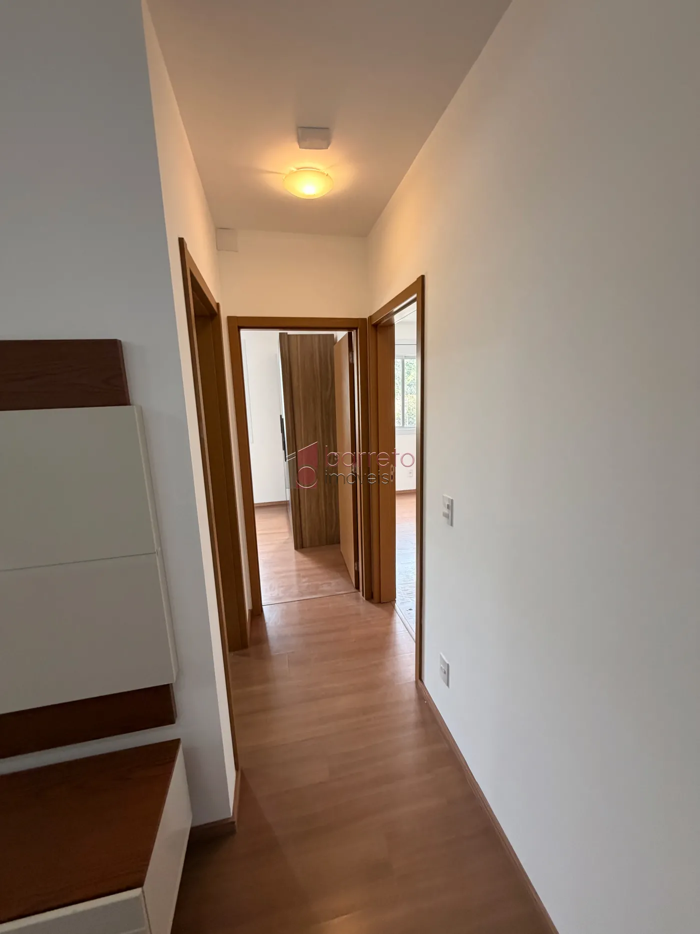 APARTAMENTO  PARA LOCAÇÃO E VENDA NO CONDOMÍNIO TORRES DE OZANAN – JUNDIAÍ/SP