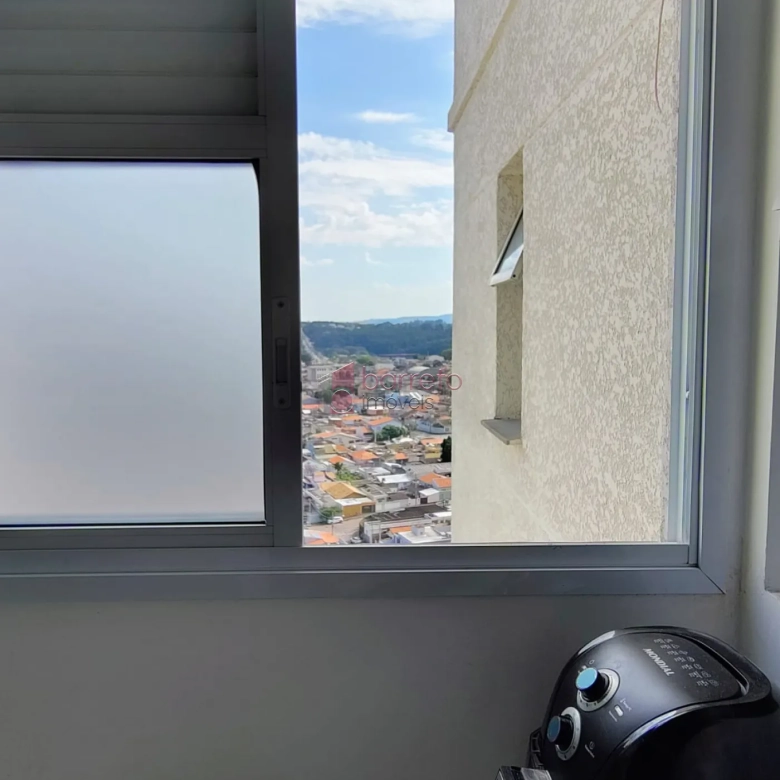 APARTAMENTO À VENDA NO CONDOMÍNIO LIVING ITIRAPINA – VILA HORTOLÂNDIA – JUNDIAÍ/SP