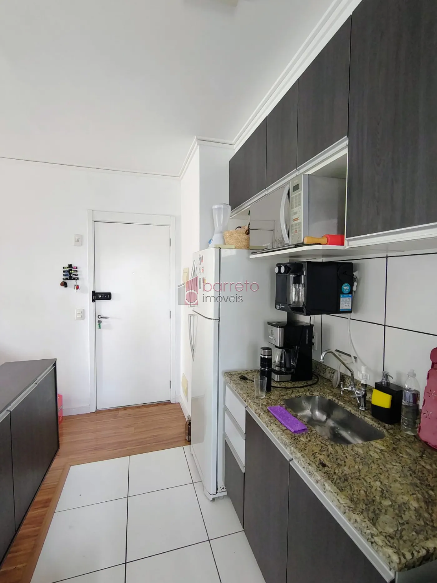 APARTAMENTO À VENDA NO CONDOMÍNIO LIVING ITIRAPINA – VILA HORTOLÂNDIA – JUNDIAÍ/SP