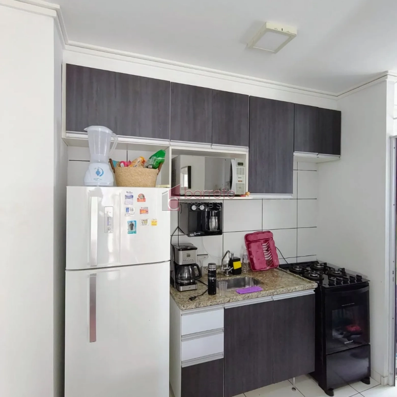 APARTAMENTO À VENDA NO CONDOMÍNIO LIVING ITIRAPINA – VILA HORTOLÂNDIA – JUNDIAÍ/SP