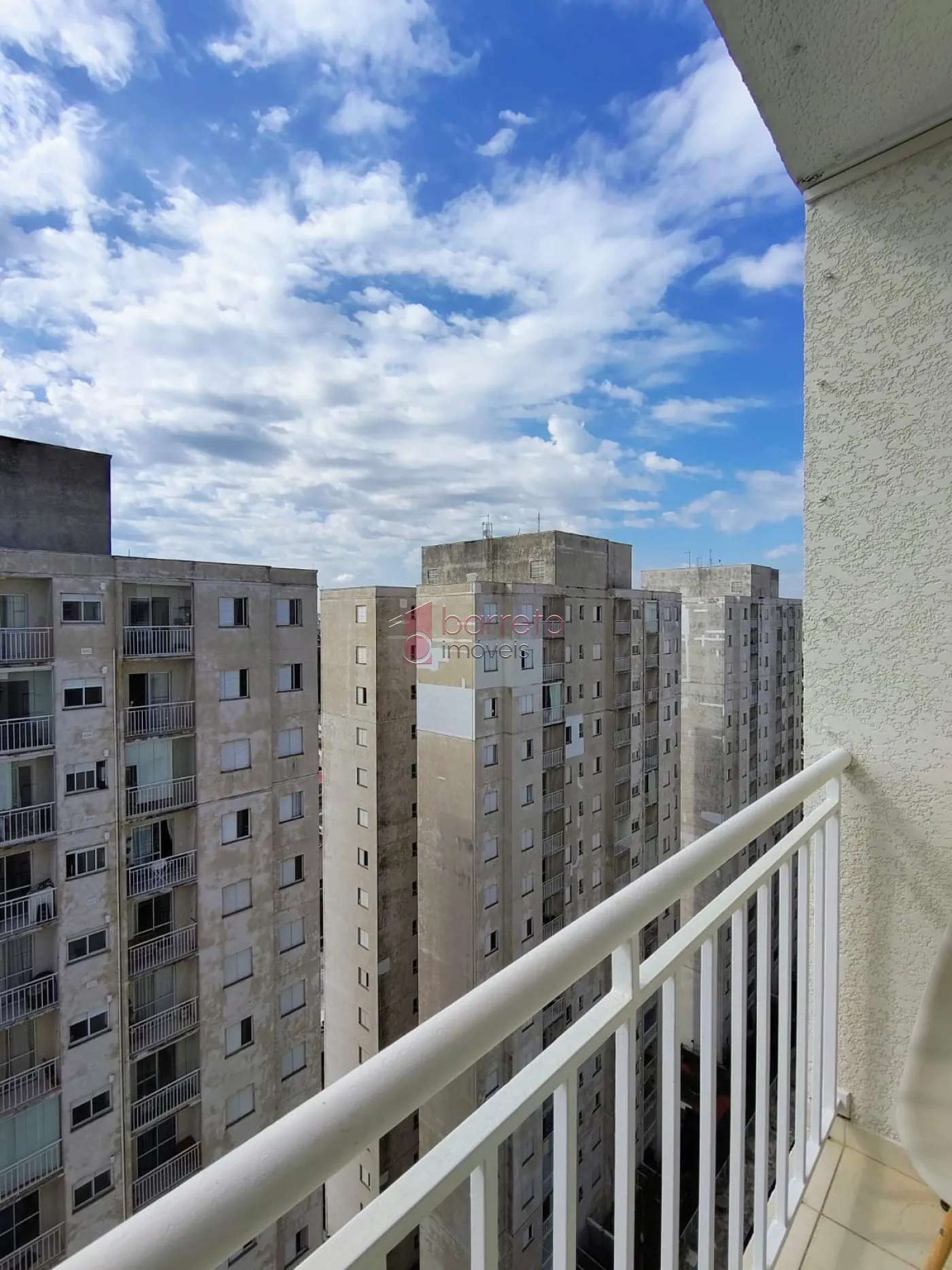 APARTAMENTO À VENDA NO CONDOMÍNIO LIVING ITIRAPINA – VILA HORTOLÂNDIA – JUNDIAÍ/SP