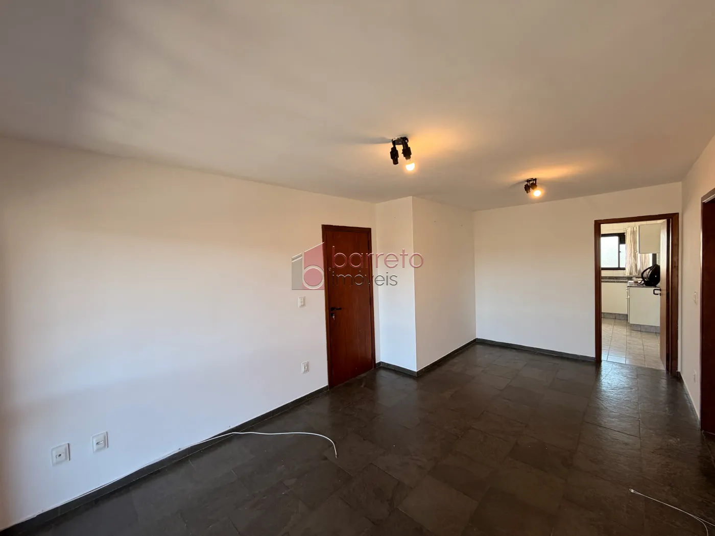 APARTAMENTO PARA VENDA E LOCAÇÃO NO EDIFÍCIO PIET MONDRIAN NA VILA RAMI – JUNDIAÍ/SP
