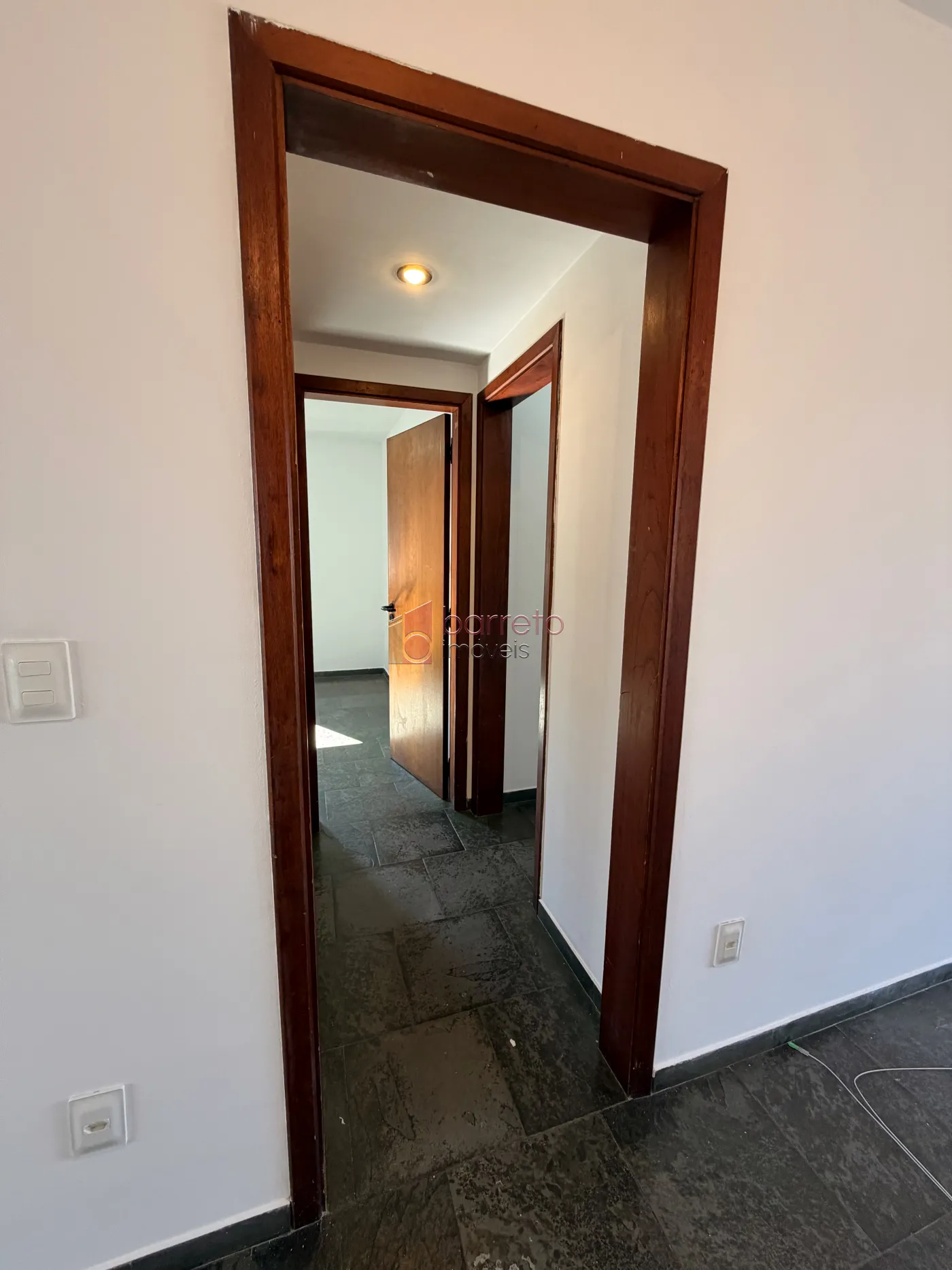 APARTAMENTO PARA VENDA E LOCAÇÃO NO EDIFÍCIO PIET MONDRIAN NA VILA RAMI – JUNDIAÍ/SP