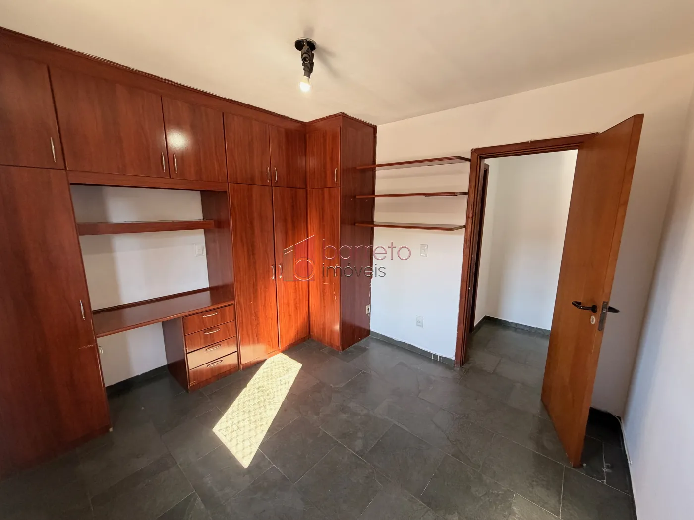 APARTAMENTO PARA VENDA E LOCAÇÃO NO EDIFÍCIO PIET MONDRIAN NA VILA RAMI – JUNDIAÍ/SP