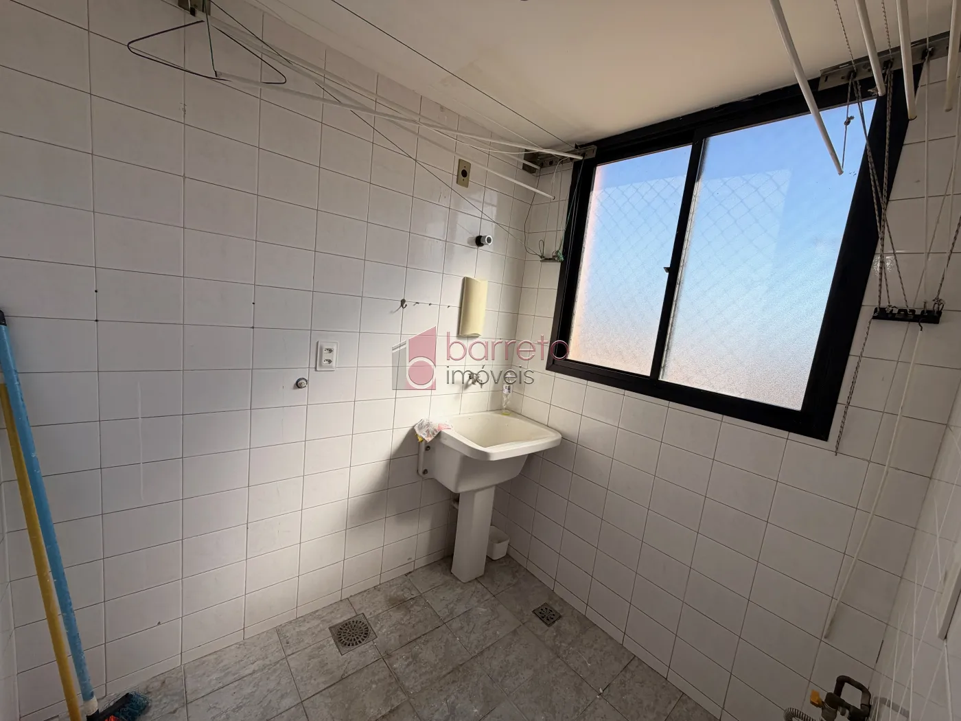 APARTAMENTO PARA VENDA E LOCAÇÃO NO EDIFÍCIO PIET MONDRIAN NA VILA RAMI – JUNDIAÍ/SP