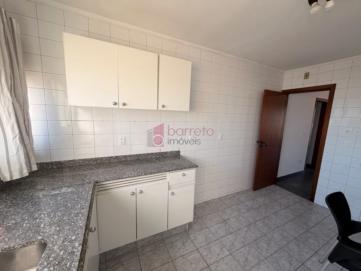 APARTAMENTO PARA VENDA E LOCAÇÃO NO EDIFÍCIO PIET MONDRIAN NA VILA RAMI – JUNDIAÍ/SP
