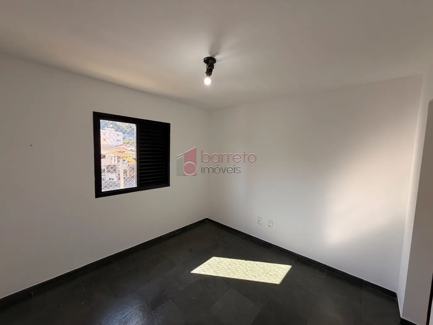 APARTAMENTO PARA VENDA E LOCAÇÃO NO EDIFÍCIO PIET MONDRIAN NA VILA RAMI – JUNDIAÍ/SP