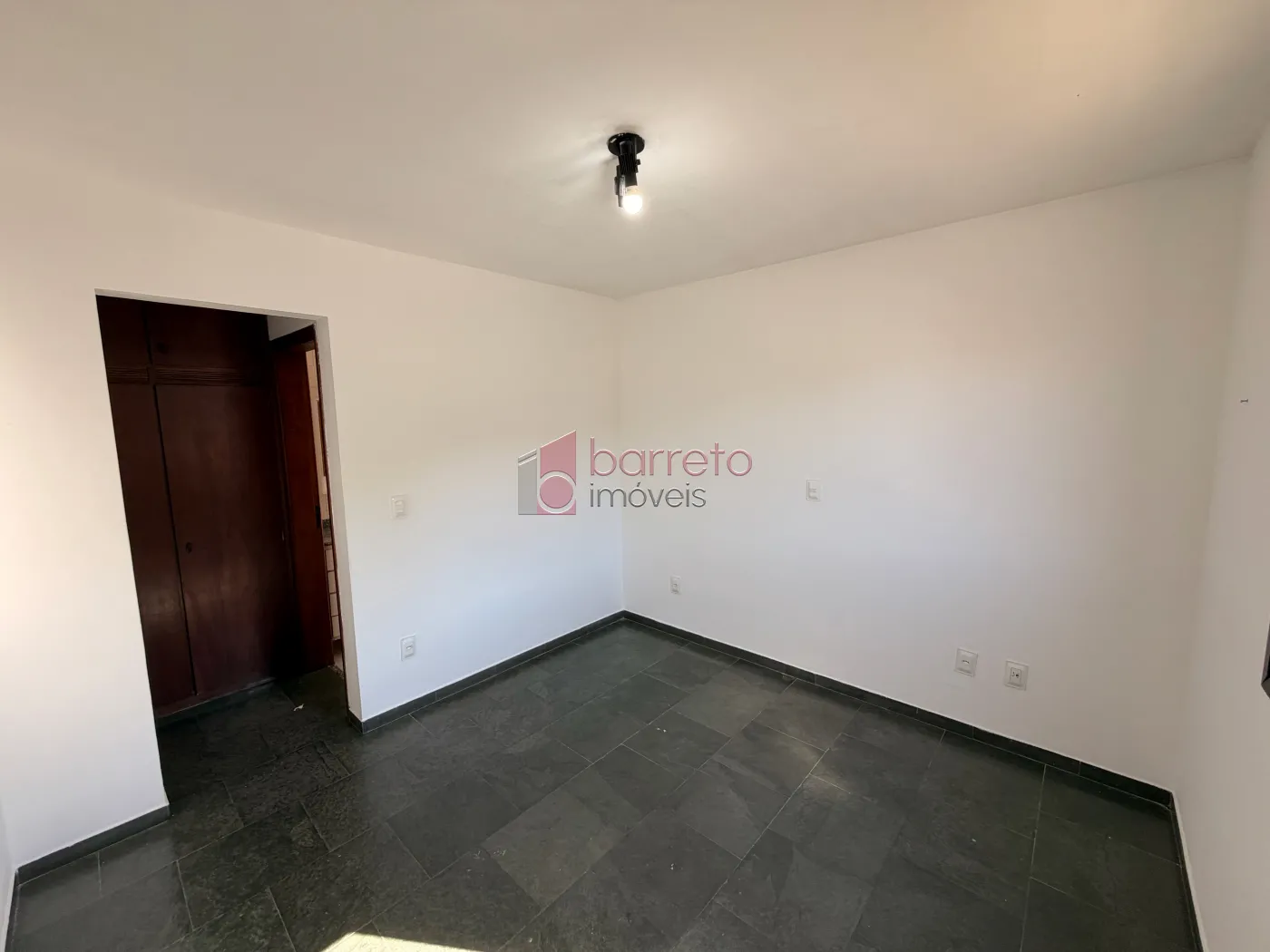 APARTAMENTO PARA VENDA E LOCAÇÃO NO EDIFÍCIO PIET MONDRIAN NA VILA RAMI – JUNDIAÍ/SP