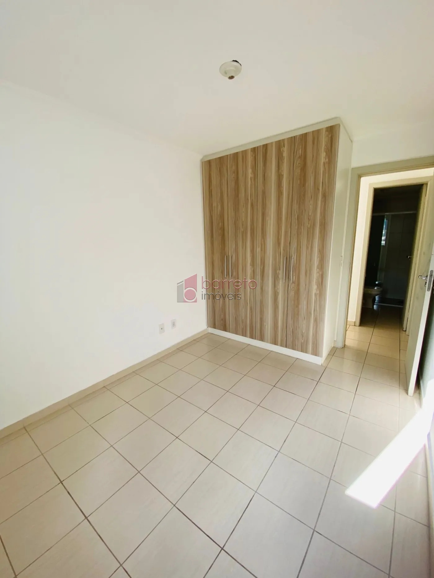 APARTAMENTO PARA VENDA E LOCAÇÃO NO CONDOMÍNIO APUÃ – JUNDIAÍ/SP