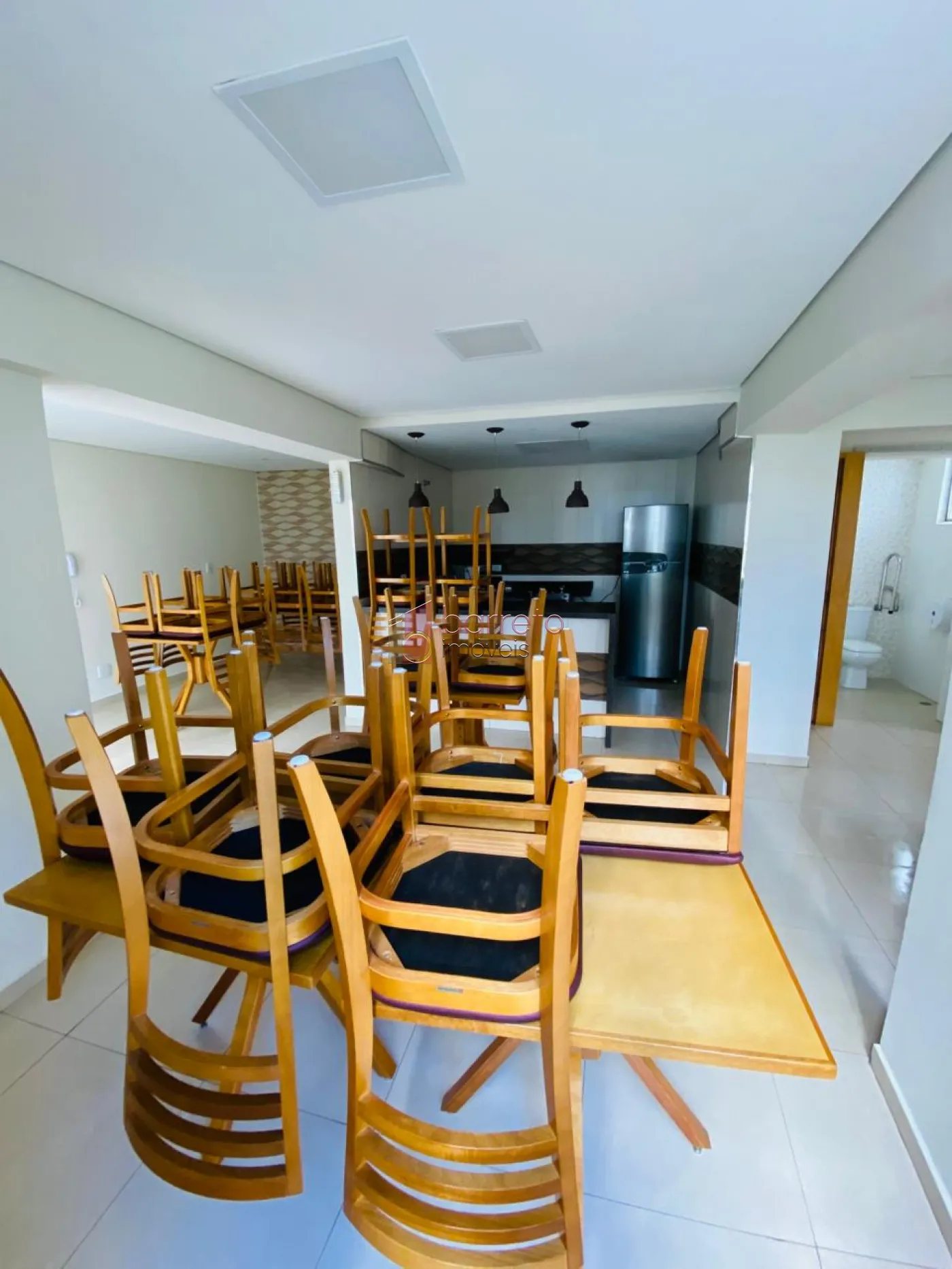 APARTAMENTO À VENDA NO CONDOMÍNIO RESIDENCIAL ANCHIETA ÁRVORES – JUNDIAÍ/SP