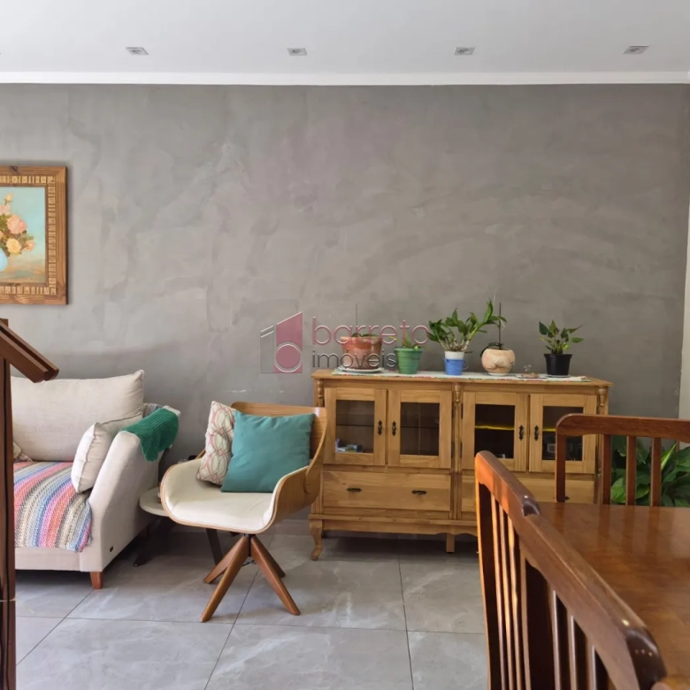 APARTAMENTO COM 02 QUARTOS E SUÍTE À VENDA NO CONDOMÍNIO APUÃ NA VILA JUNDIAINÓPOLIS EM JUNDIAÍ/SP