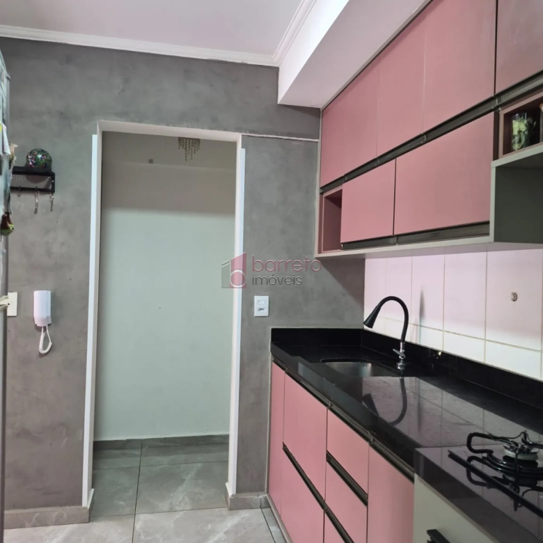 APARTAMENTO COM 02 QUARTOS E SUÍTE À VENDA NO CONDOMÍNIO APUÃ NA VILA JUNDIAINÓPOLIS EM JUNDIAÍ/SP